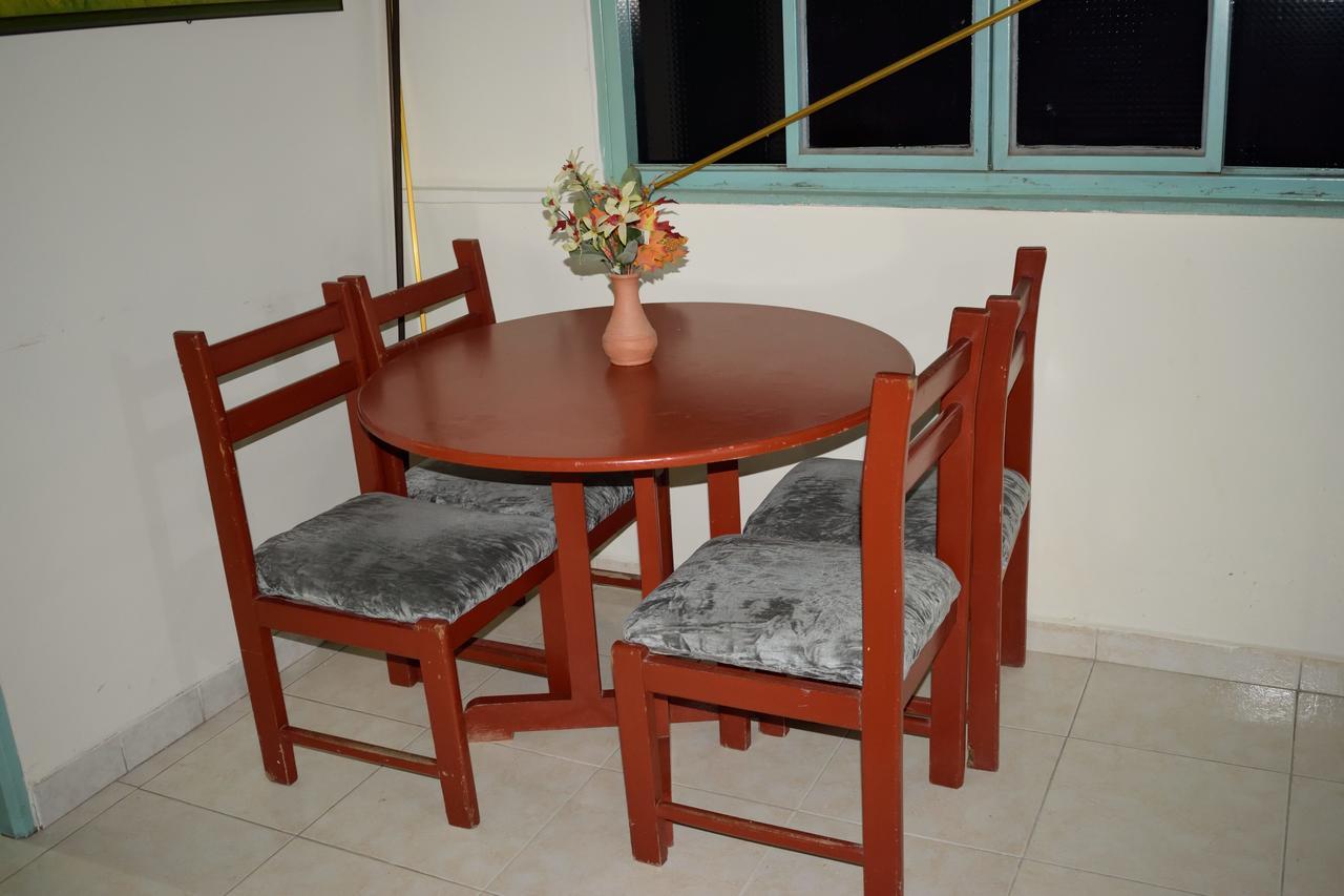 Cafe Inn Casa Hotel 蒙特内哥罗 外观 照片